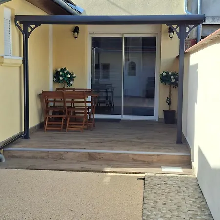 1 Gasthof Montluçon