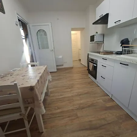 1 Gasthof Montluçon